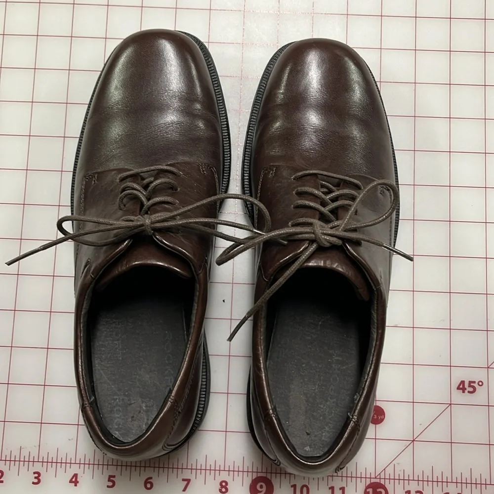 ROCKPORT Men's "Margin Oxford" Lace Up Brown Leather Career Casual Shoe SZ 8.5 - Picture 9 of 16